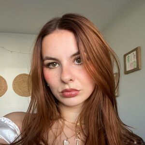 Meet your Posher, Emy